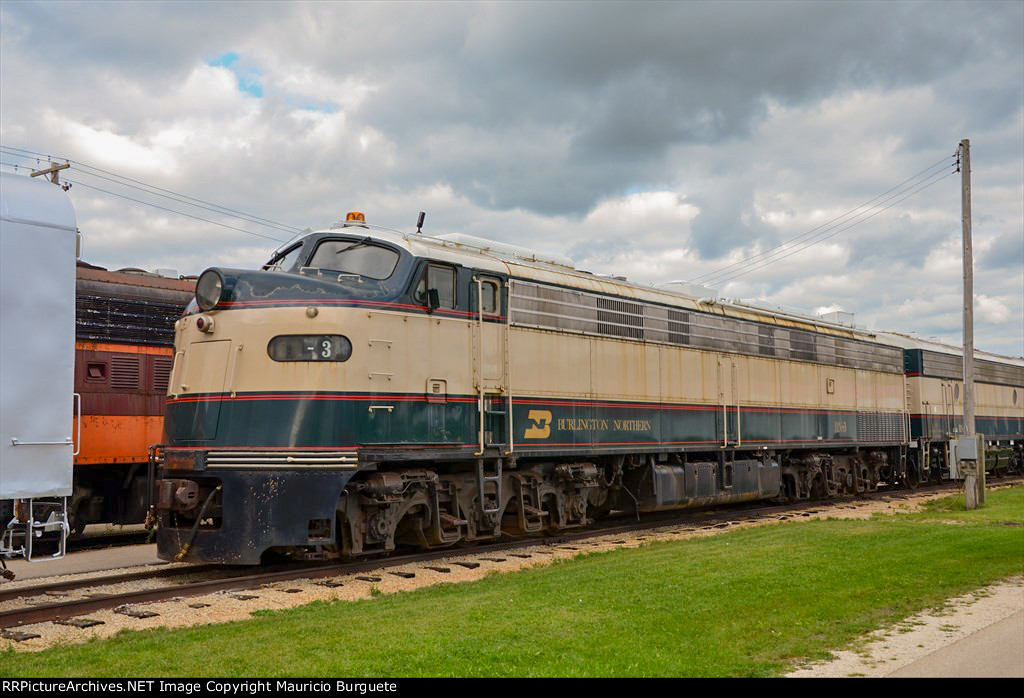 Burlington Northern F-9AM Diesel Locomotive